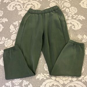 Lululemon Scuba Mid-Rise Oversized Jogger ~ Grey Eucalyptus ~ Size XXS